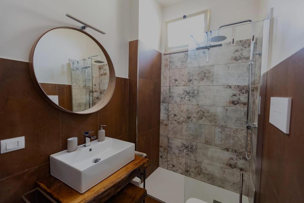 Zara House Holiday Home Palmi Esterno foto
