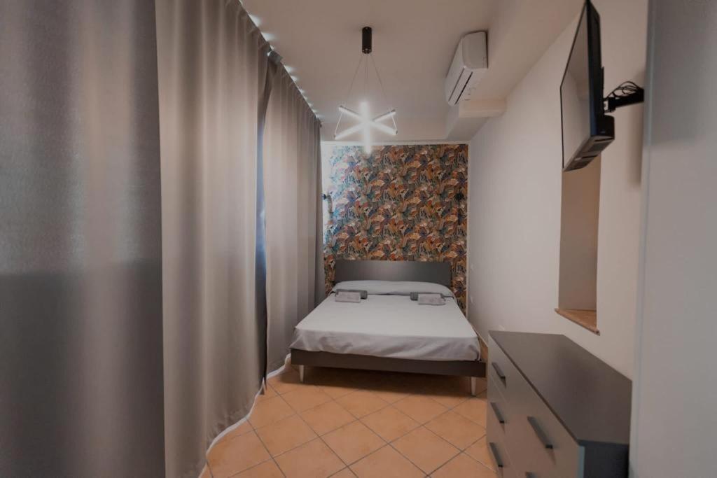 Zara House Holiday Home Palmi Esterno foto